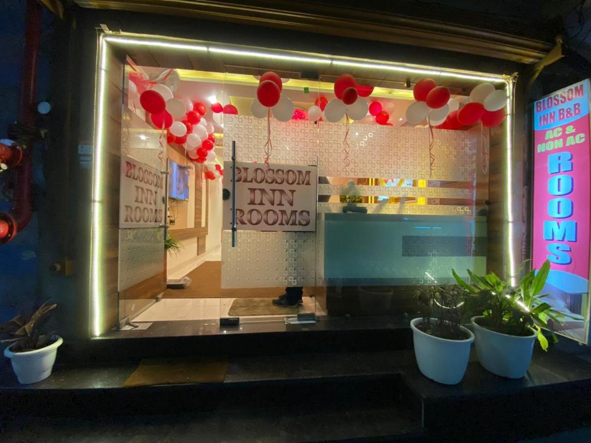 Hotel Blossom Inn Amritsar Eksteriør billede