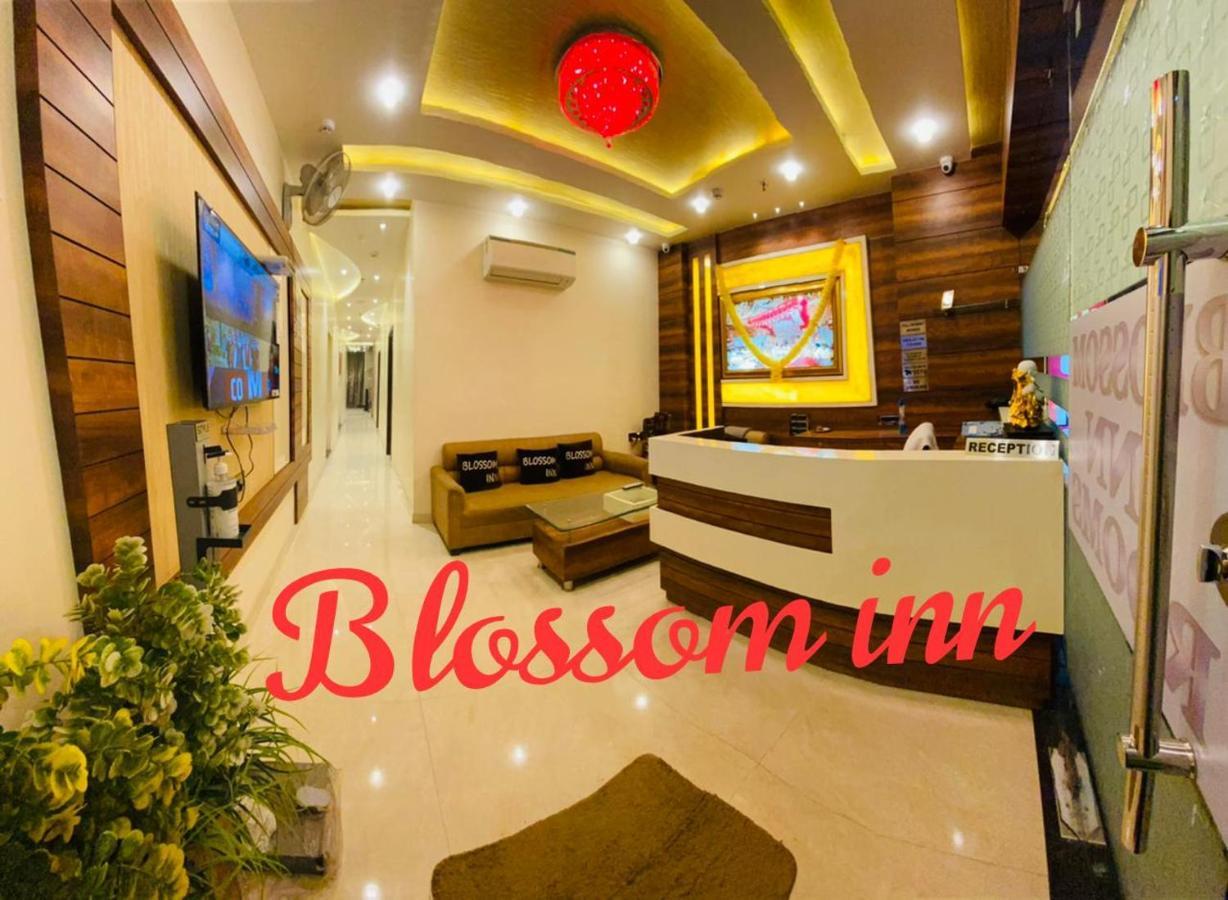 Hotel Blossom Inn Amritsar Eksteriør billede
