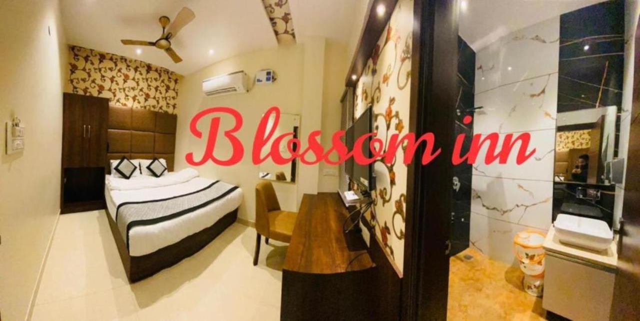 Hotel Blossom Inn Amritsar Eksteriør billede